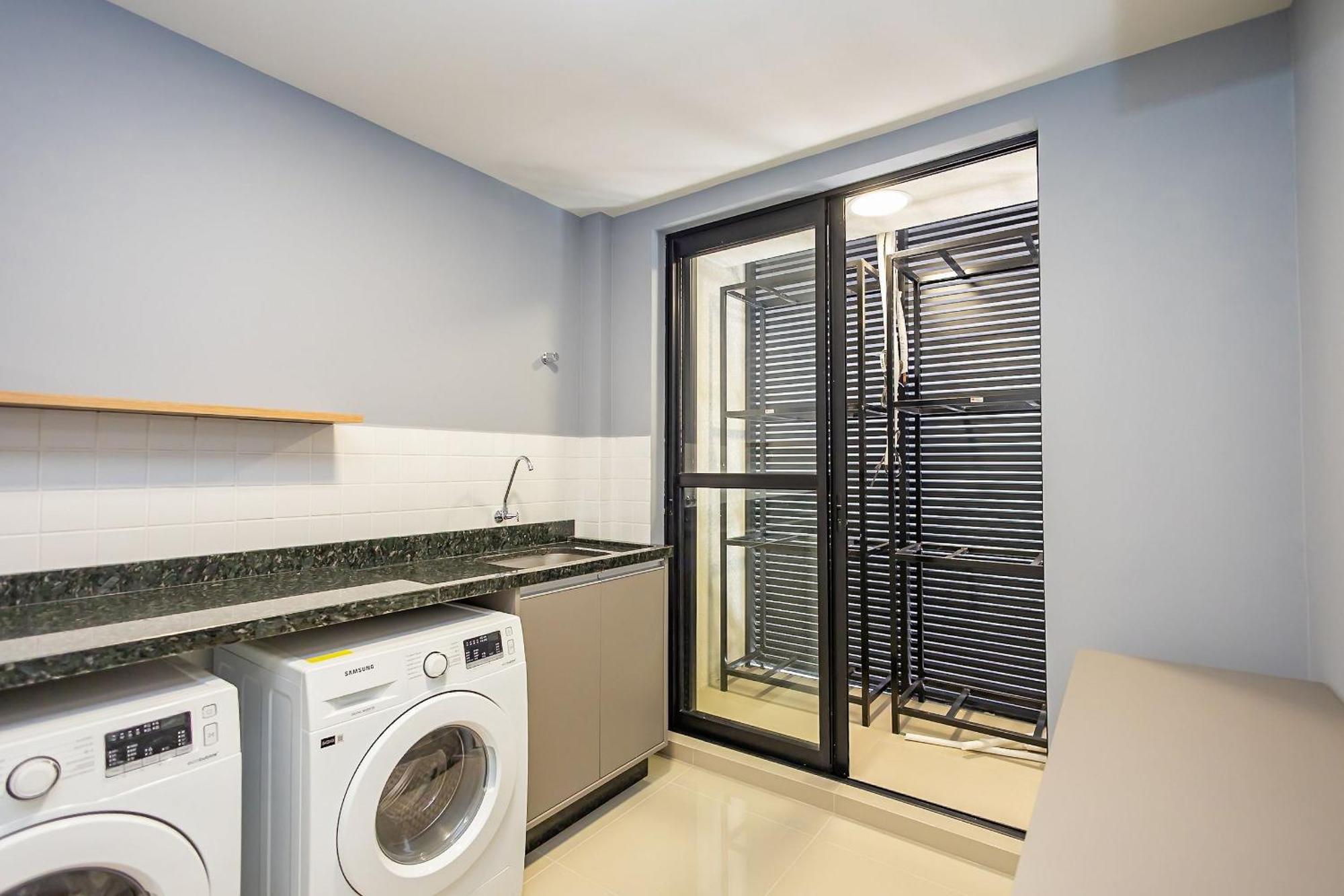 Apartamento Completo Perto De Tudo! - Destino Cwb 710 *