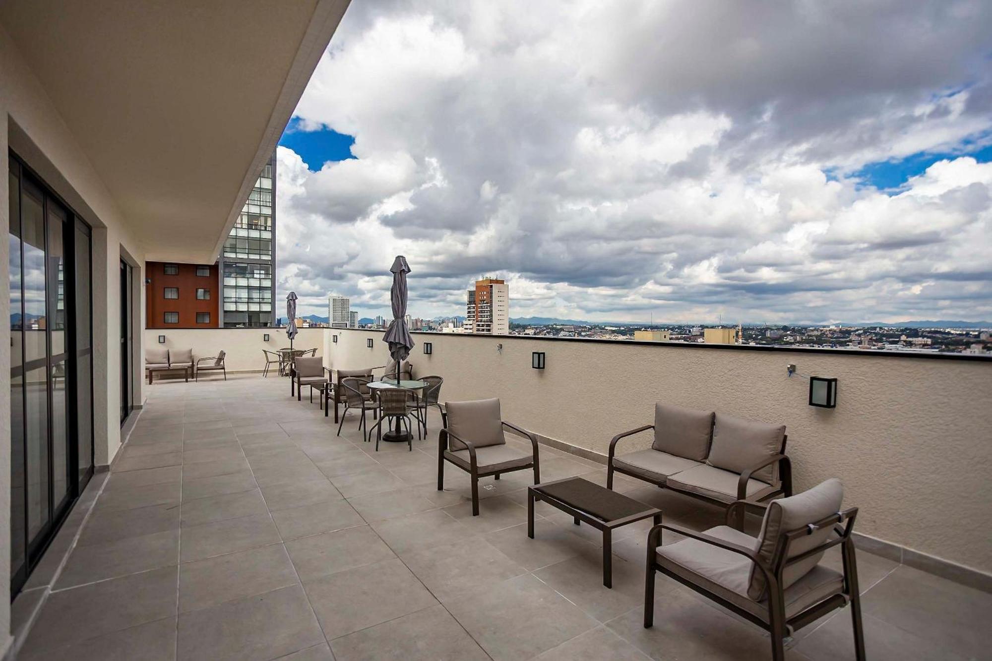 Completo Perto De Tudo! - Destino Cwb 710 Apartamento Curitiba